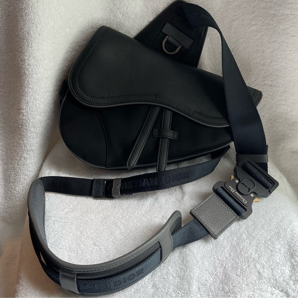 Dior Saddle 2019 Sacai Collab pristine condition. - Picture 2 of 13